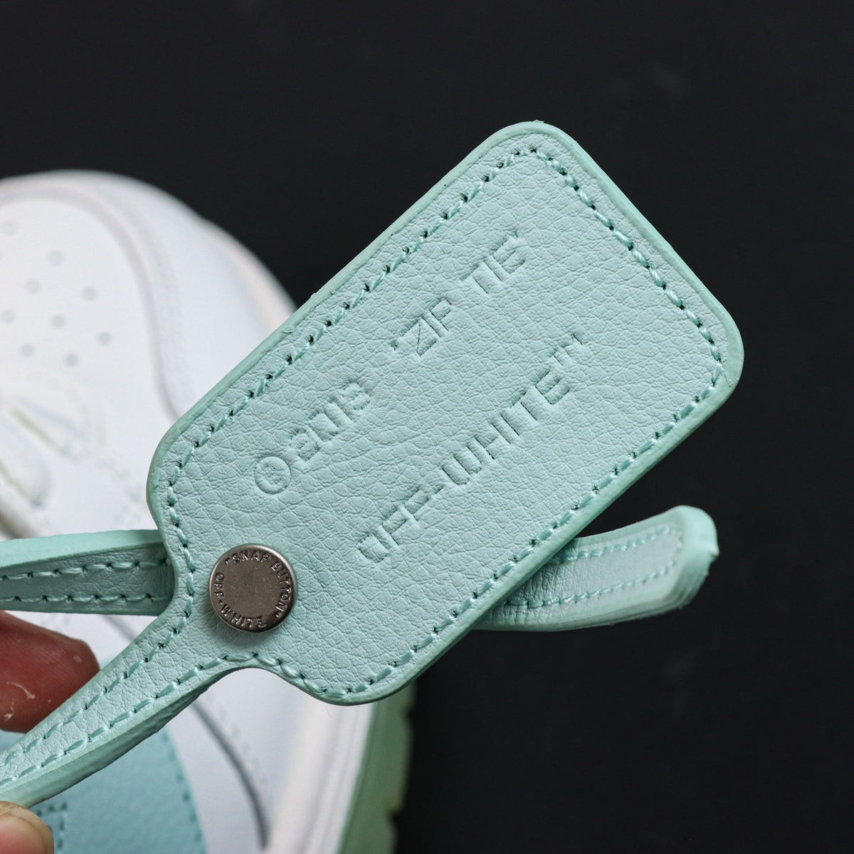 Off-White Out Of Office 'Blanc Turquoise' — vue 4