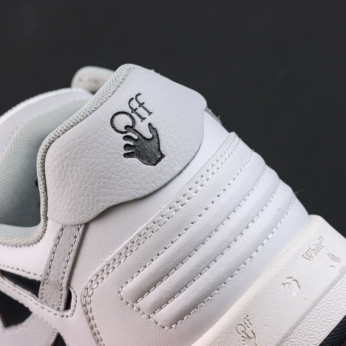 Off-White Out Of Office 'Blanc Noir Classique' — vue 4