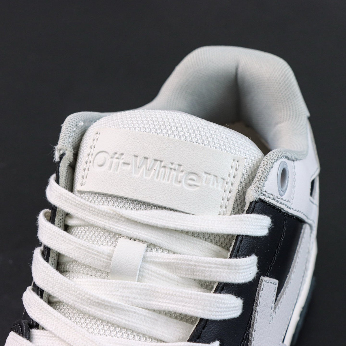 Off-White Out Of Office 'Blanc Noir Classique' — vue 9
