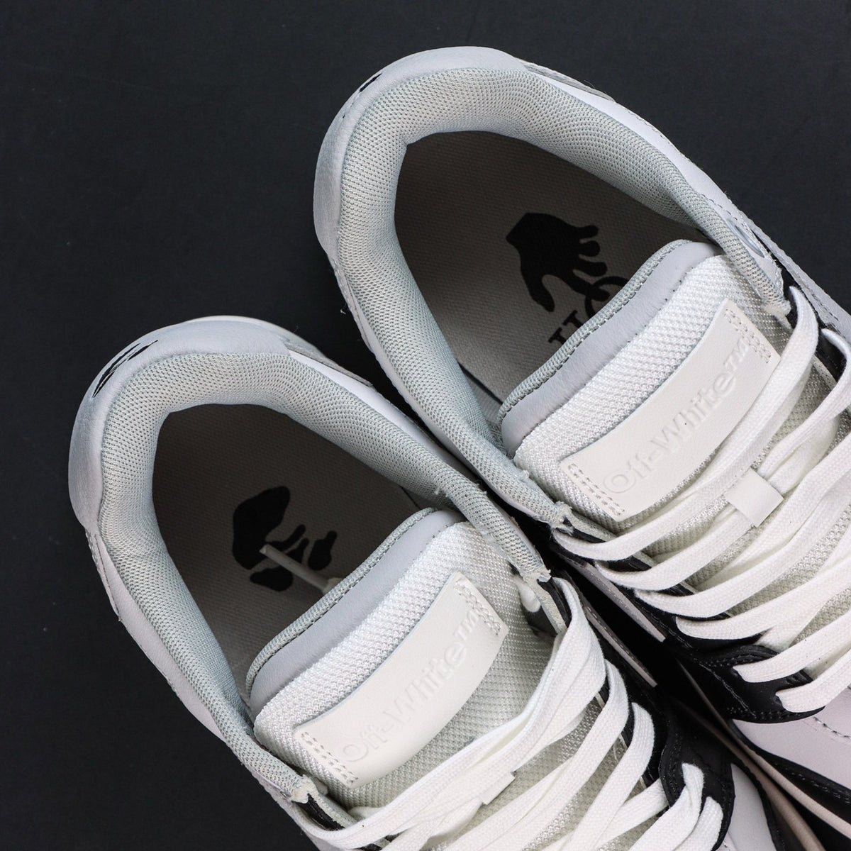 Off-White Out Of Office 'Blanc Noir Classique' — vue 12