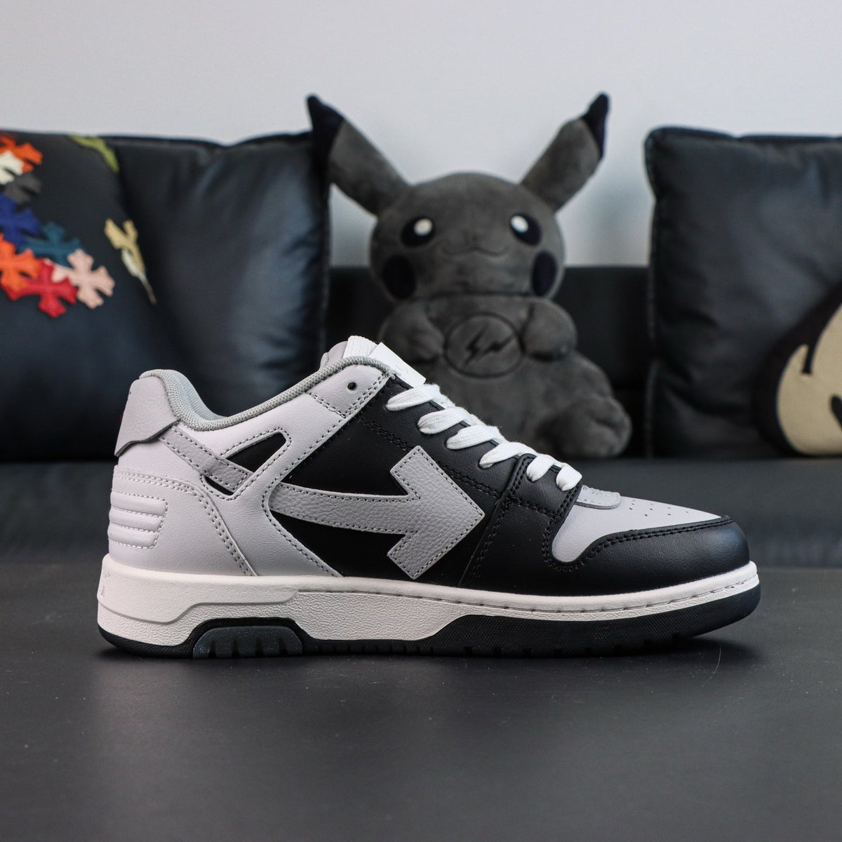 Off-White Out Of Office 'Blanc Noir Classique' — vue 14