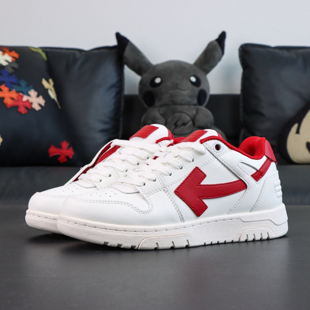 Off-White Out Of Office 'Blanc Rouge Vif'