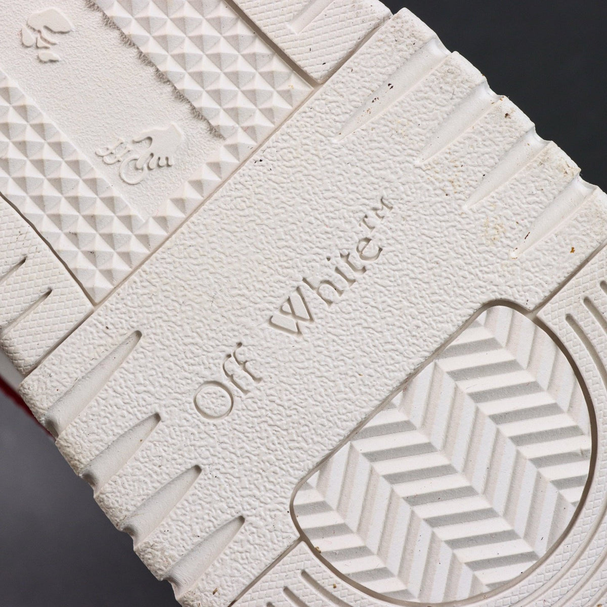 Off-White Out Of Office 'Blanc Rouge Vif' — vue 7