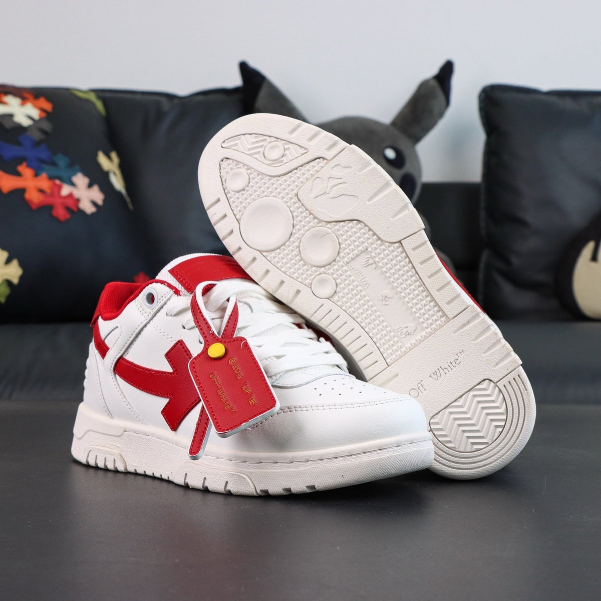 Off-White Out Of Office 'Blanc Rouge Vif' — vue 17