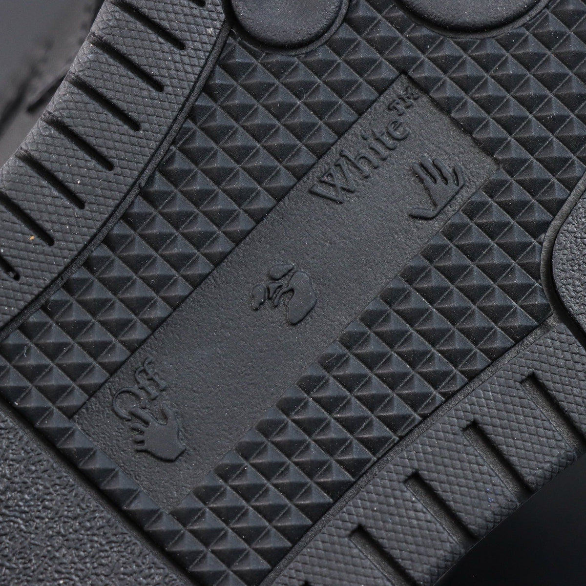 Off-White Out Of Office 'Noir Mat' — vue 7