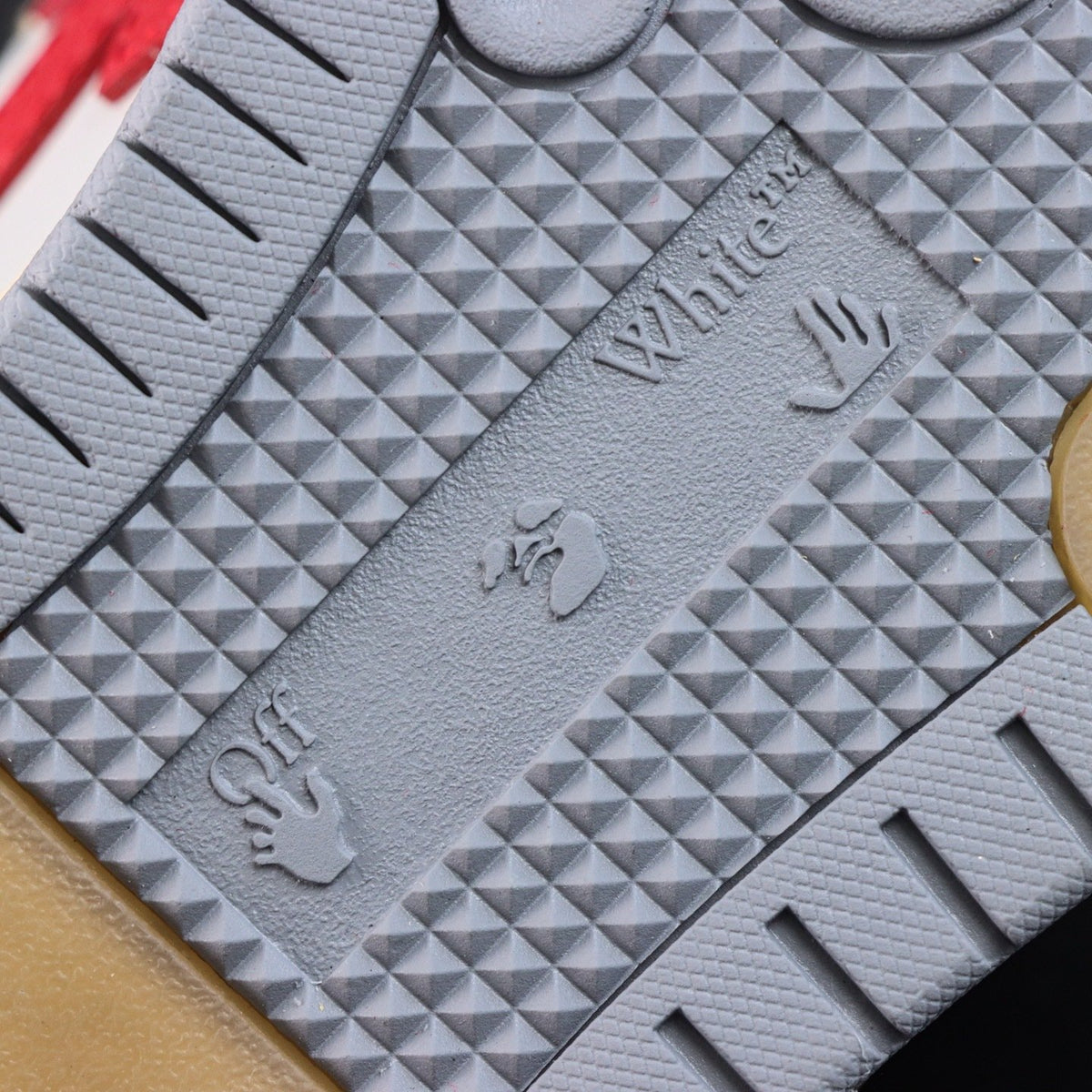 Off-White Out Of Office 'Gris Rouge Jaune' — vue 5