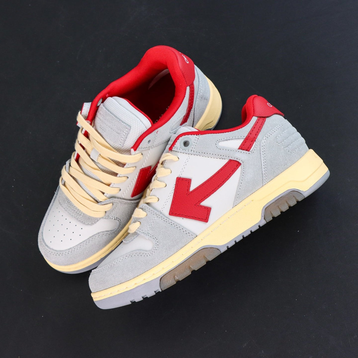Off-White Out Of Office 'Gris Rouge Jaune' — vue 11
