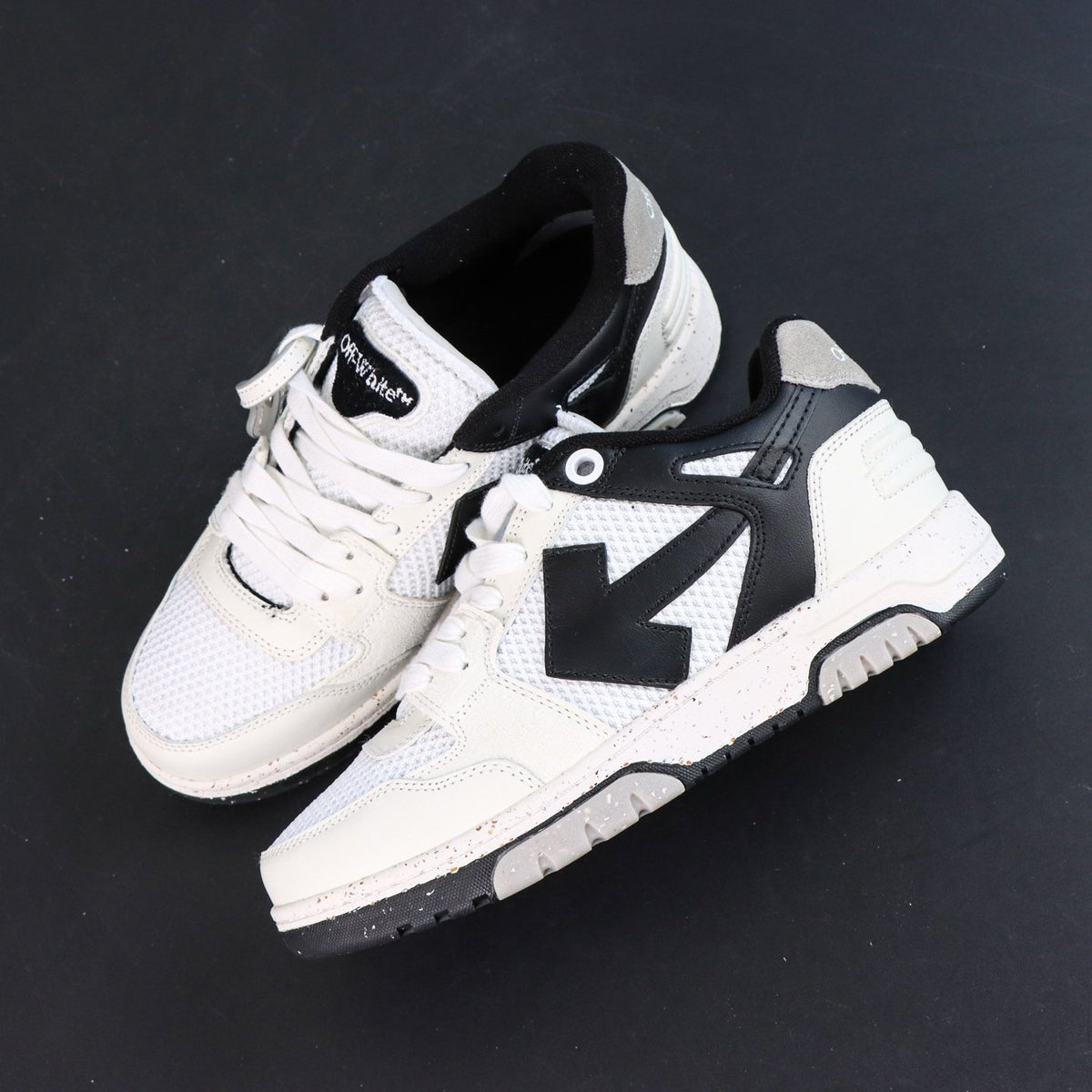 Off-White Out Of Office 'Blanc Noir' — vue 11