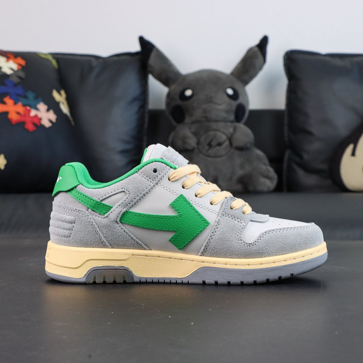 Off-White Out Of Office 'Gris Vert Jaune' — vue 14