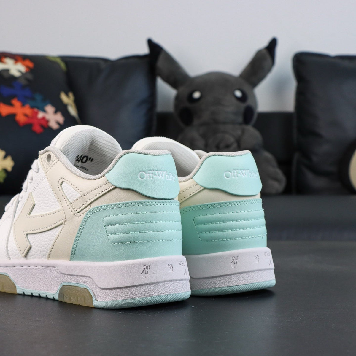 Off-White Out Of Office 'Blanc Vert d'Eau' — vue 15