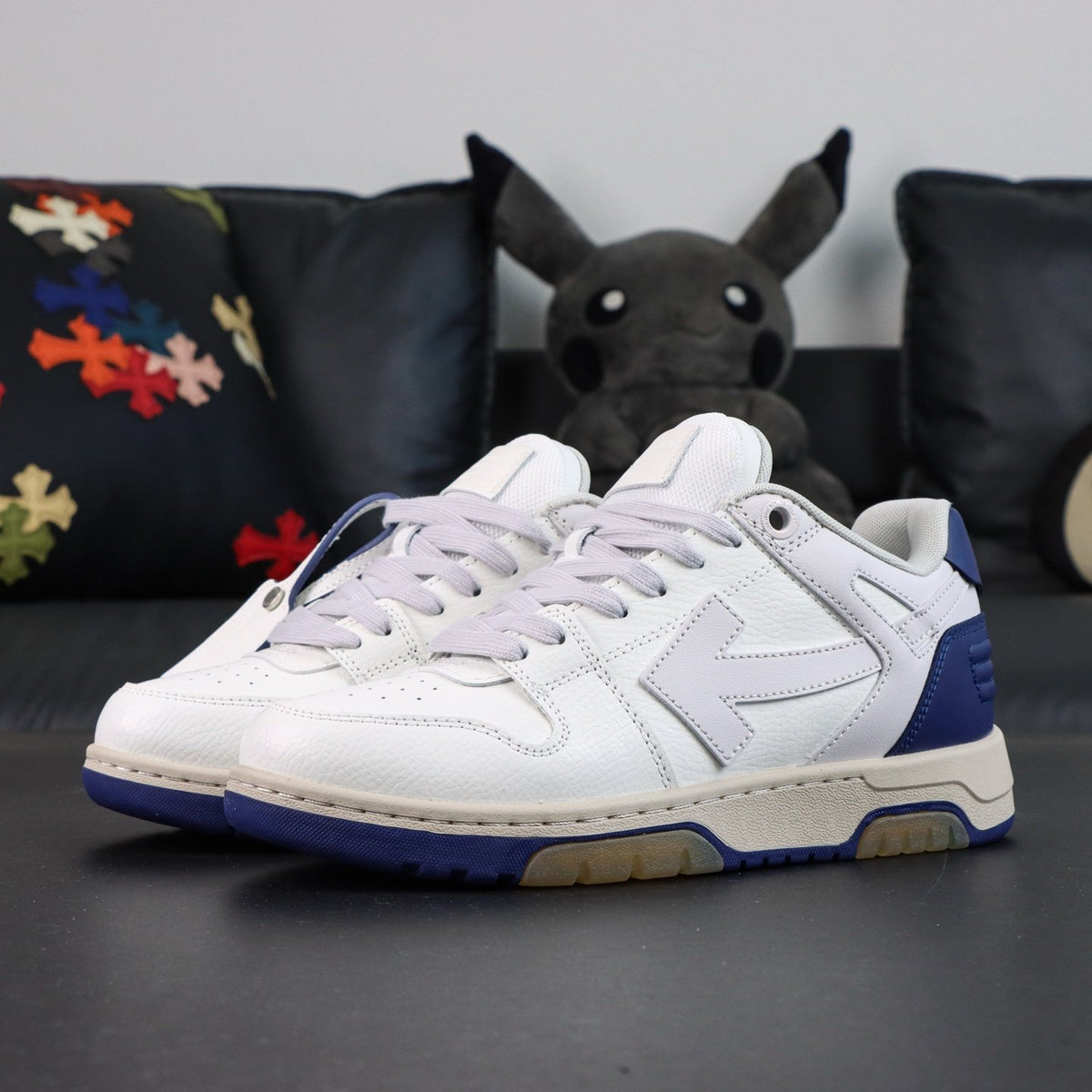 Off-White Out Of Office 'Blanc Bleu Marine'