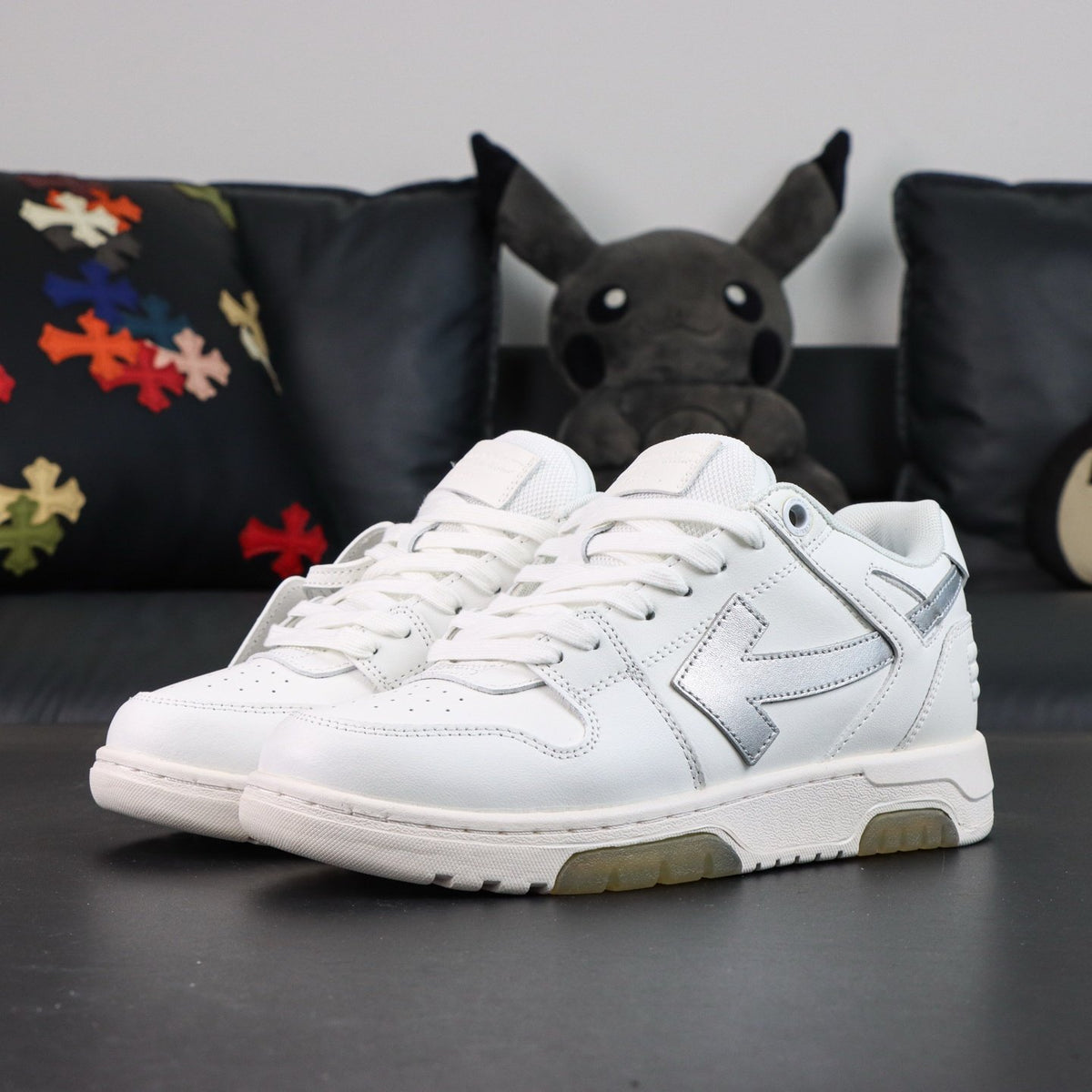 Off-White Out Of Office 'Blanc Pur'