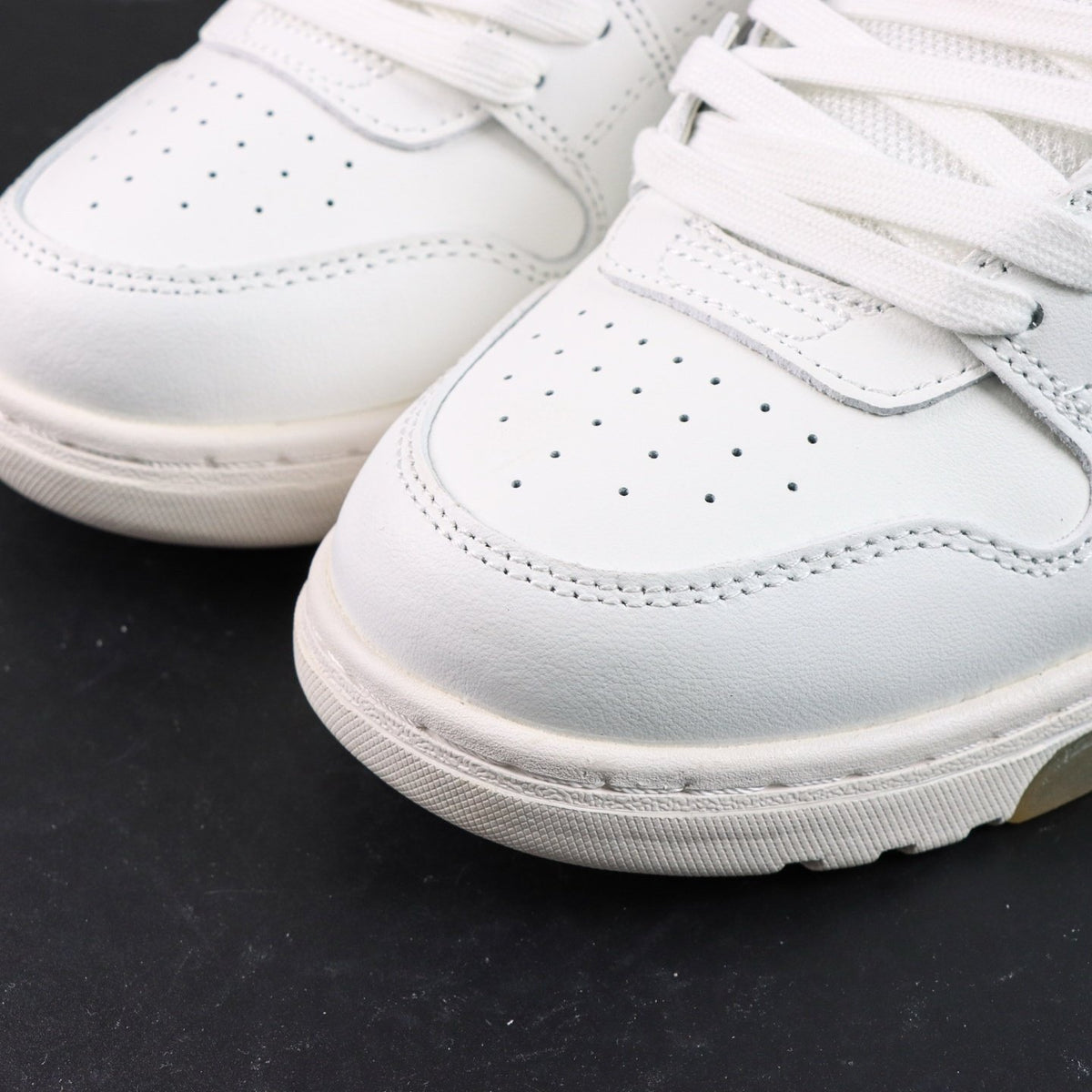 Off-White Out Of Office 'Blanc Pur' — vue 13