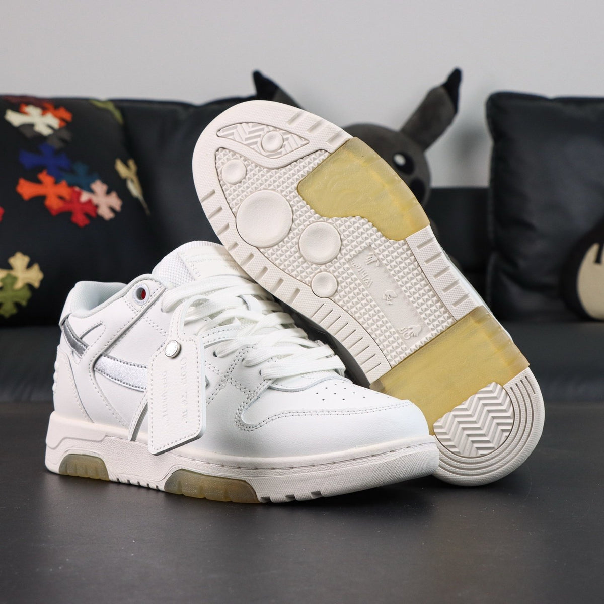 Off-White Out Of Office 'Blanc Pur' — vue 17