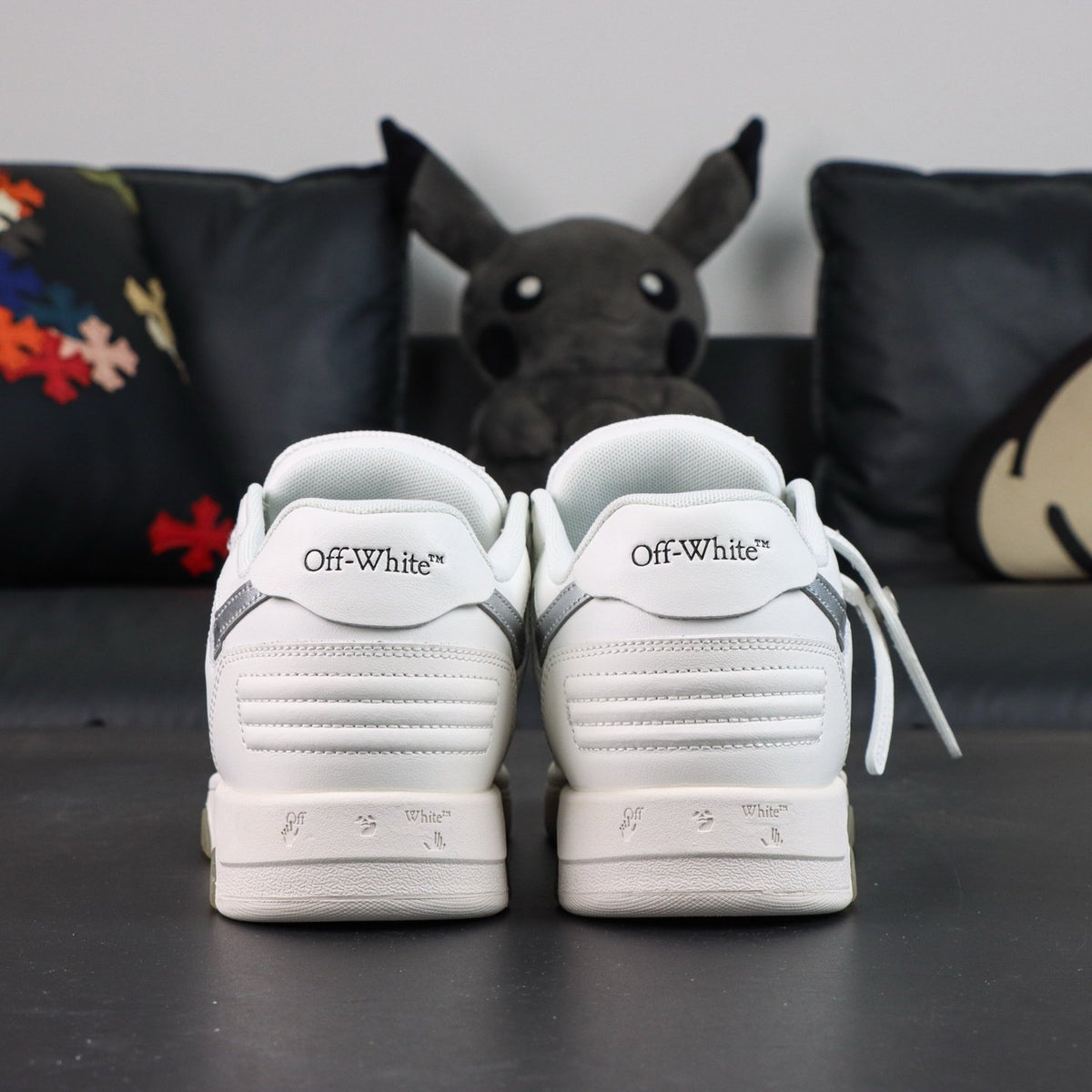 Off-White Out Of Office 'Blanc Pur' — vue 18