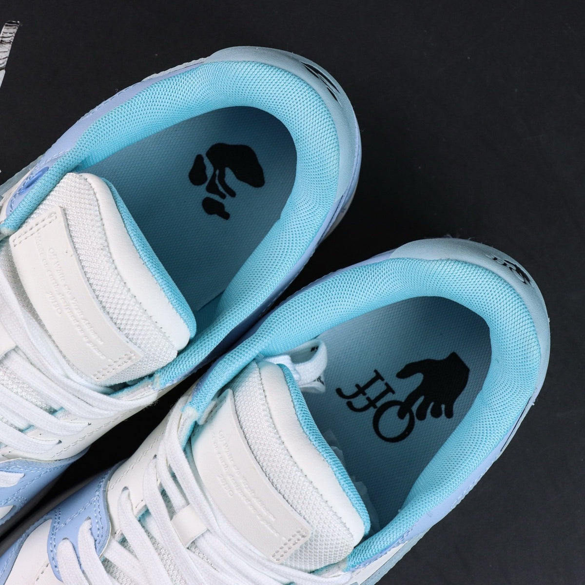 Off-White Out Of Office 'Bleu Ciel' — vue 12