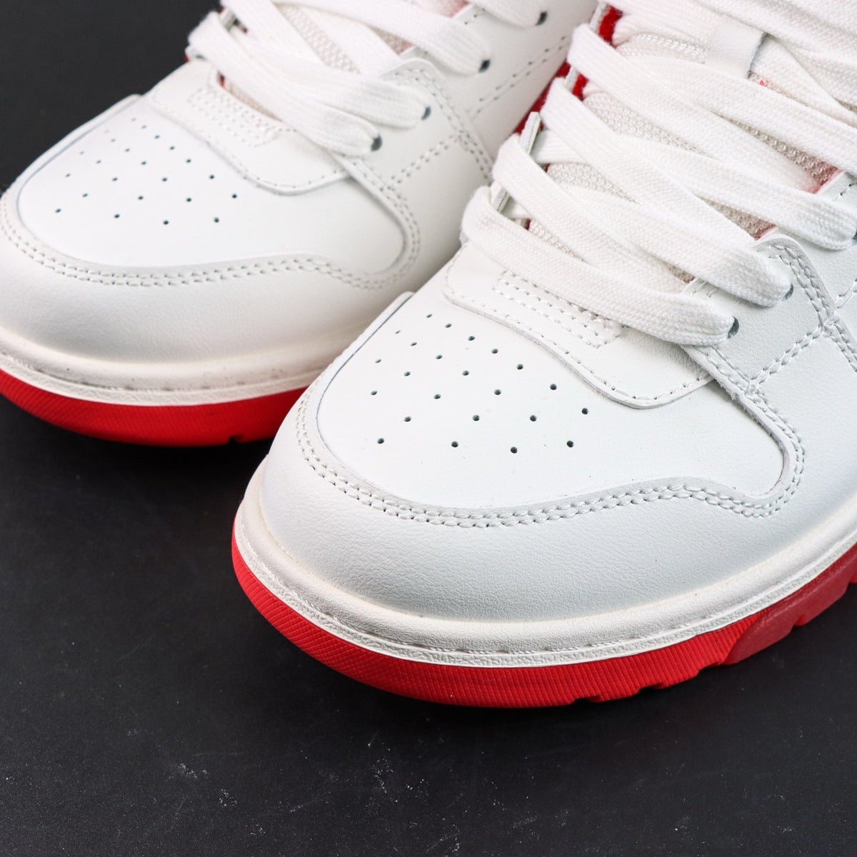 Off-White Out Of Office 'Blanc Rouge' — vue 15