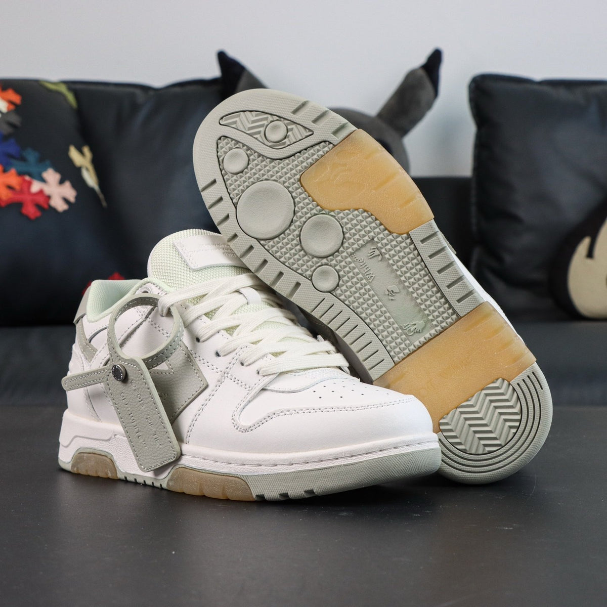 Off-White Out Of Office 'Blanc Gris Perle' — vue 17
