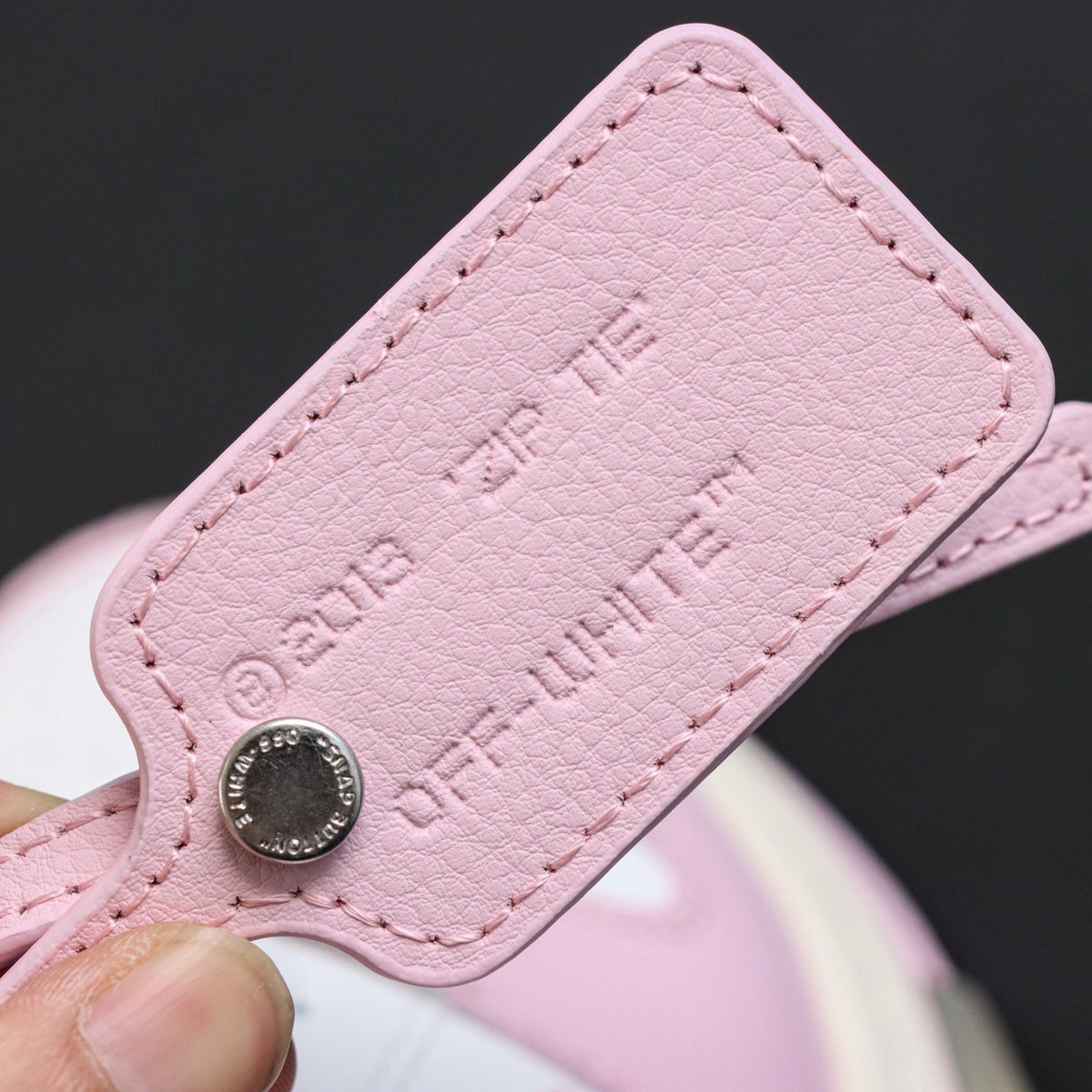 Off-White Out Of Office 'Rose Poudré' — vue 3