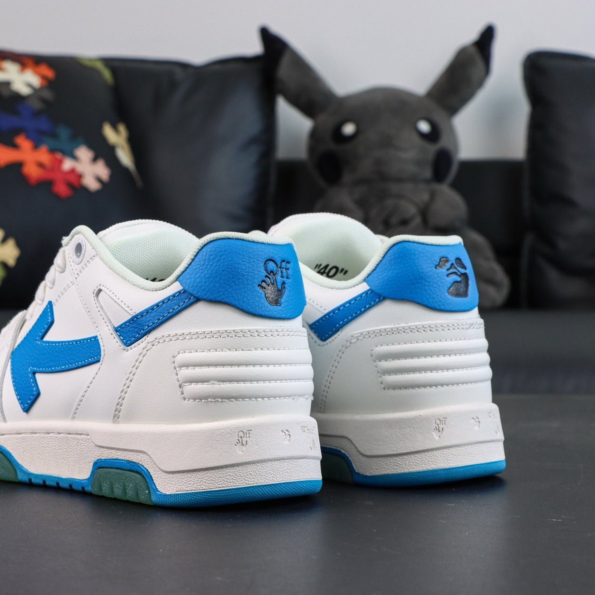 Off-White Out Of Office 'Blanc Bleu Ciel' — vue 15