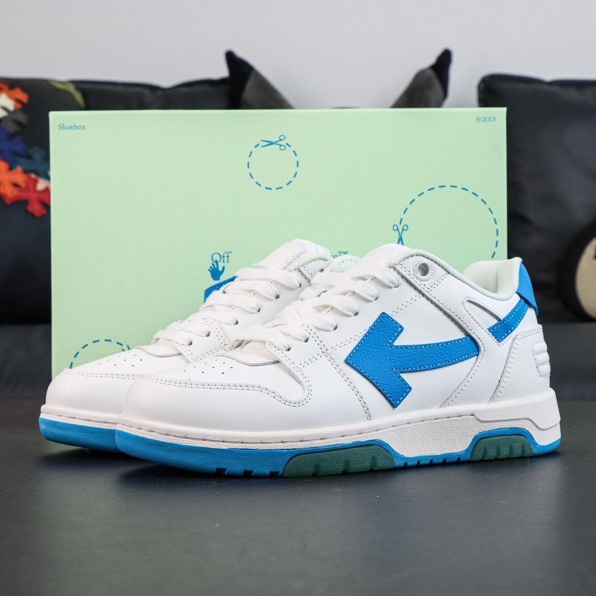 Off-White Out Of Office 'Blanc Bleu Ciel' — vue 16