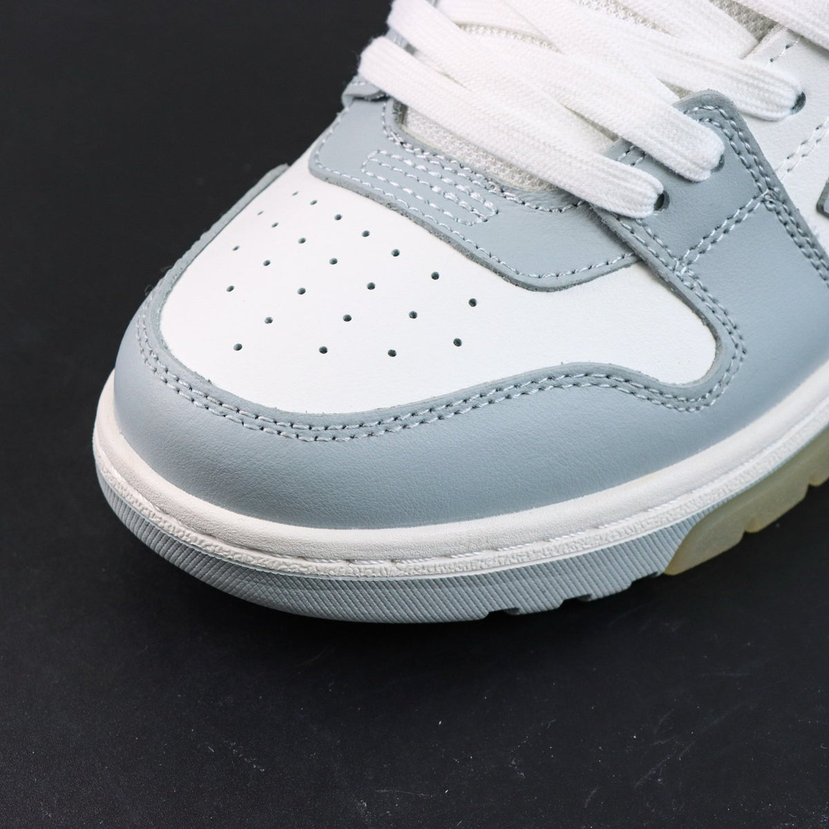 Off-White Out Of Office 'Gris Clair' — vue 10