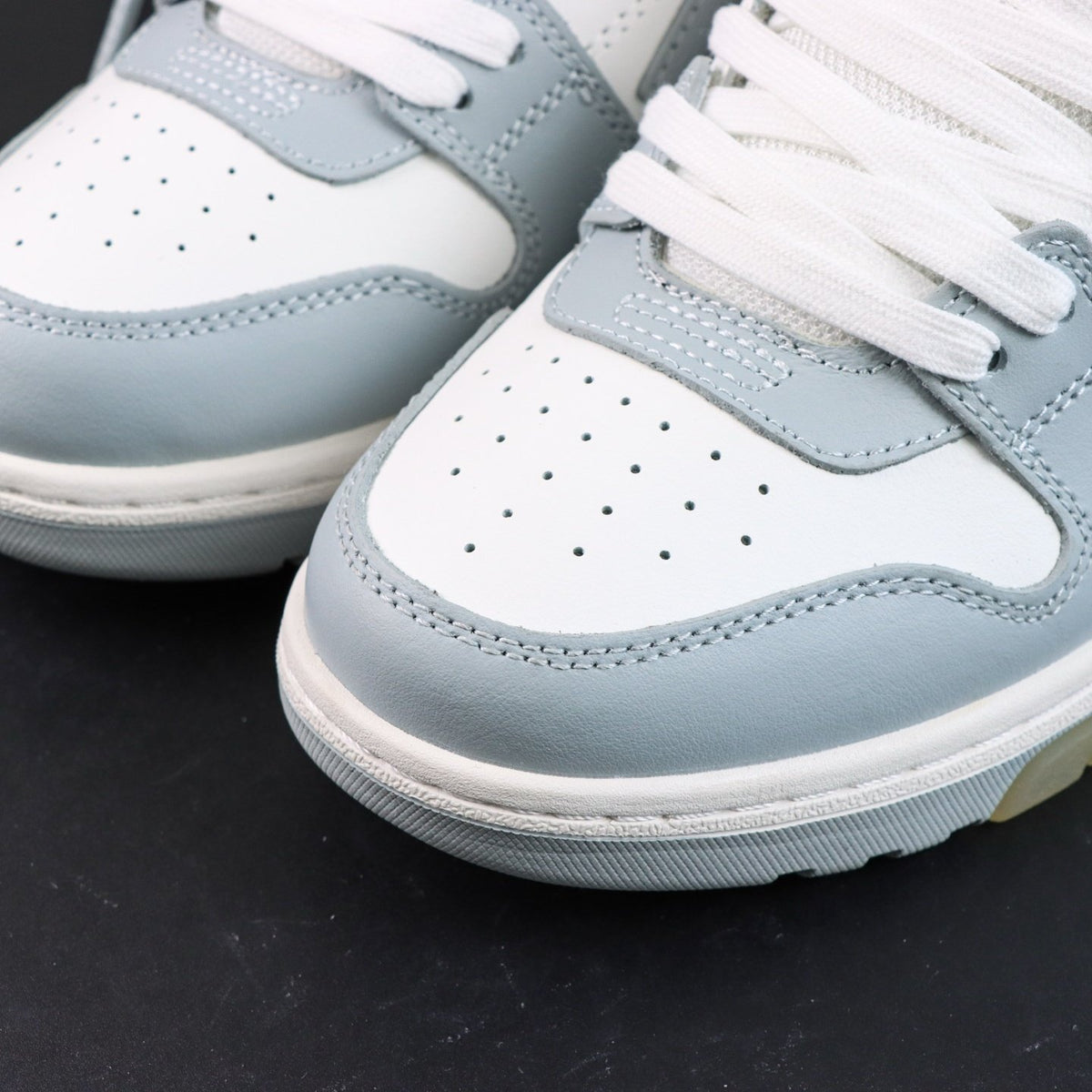 Off-White Out Of Office 'Gris Clair' — vue 13