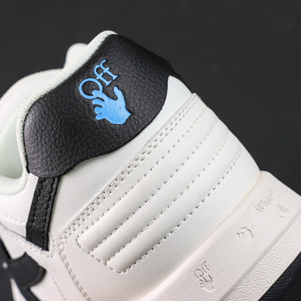 Off-White Out Of Office 'Blanc Noir Bleu' — vue 4