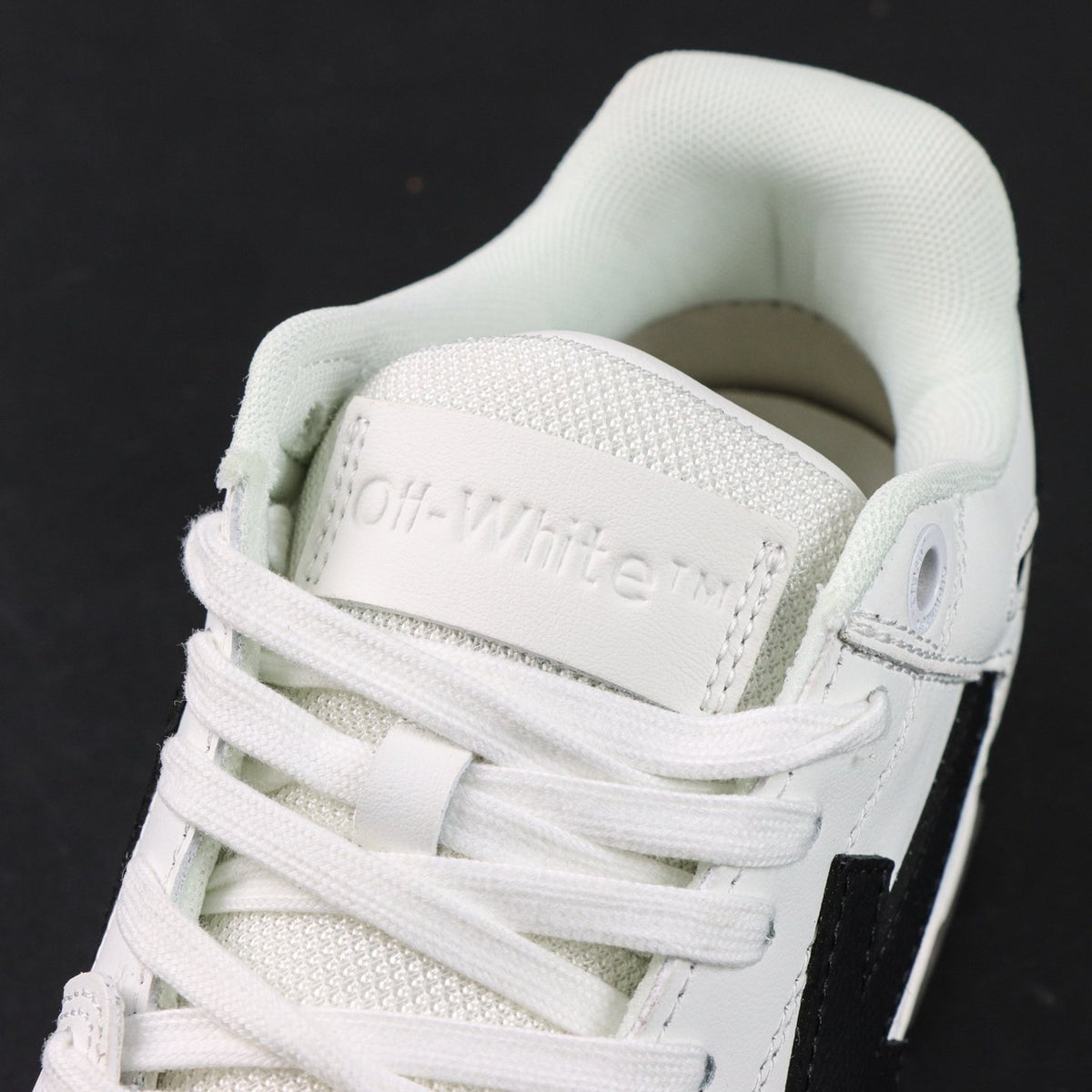 Off-White Out Of Office 'Blanc Noir Bleu' — vue 9
