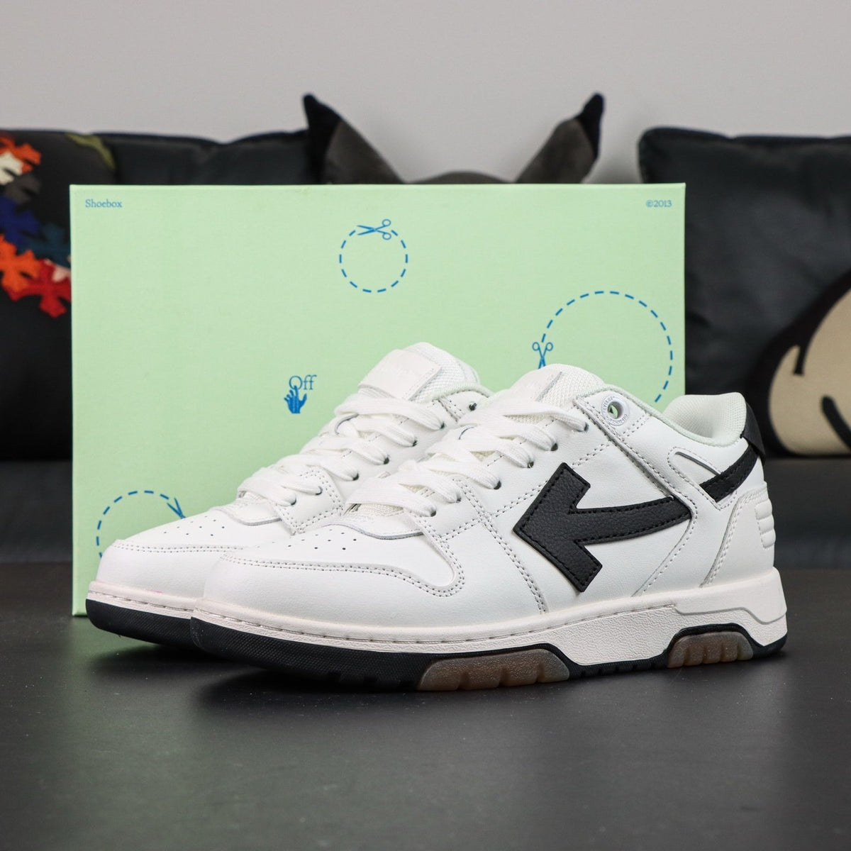 Off-White Out Of Office 'Blanc Noir Bleu' — vue 16