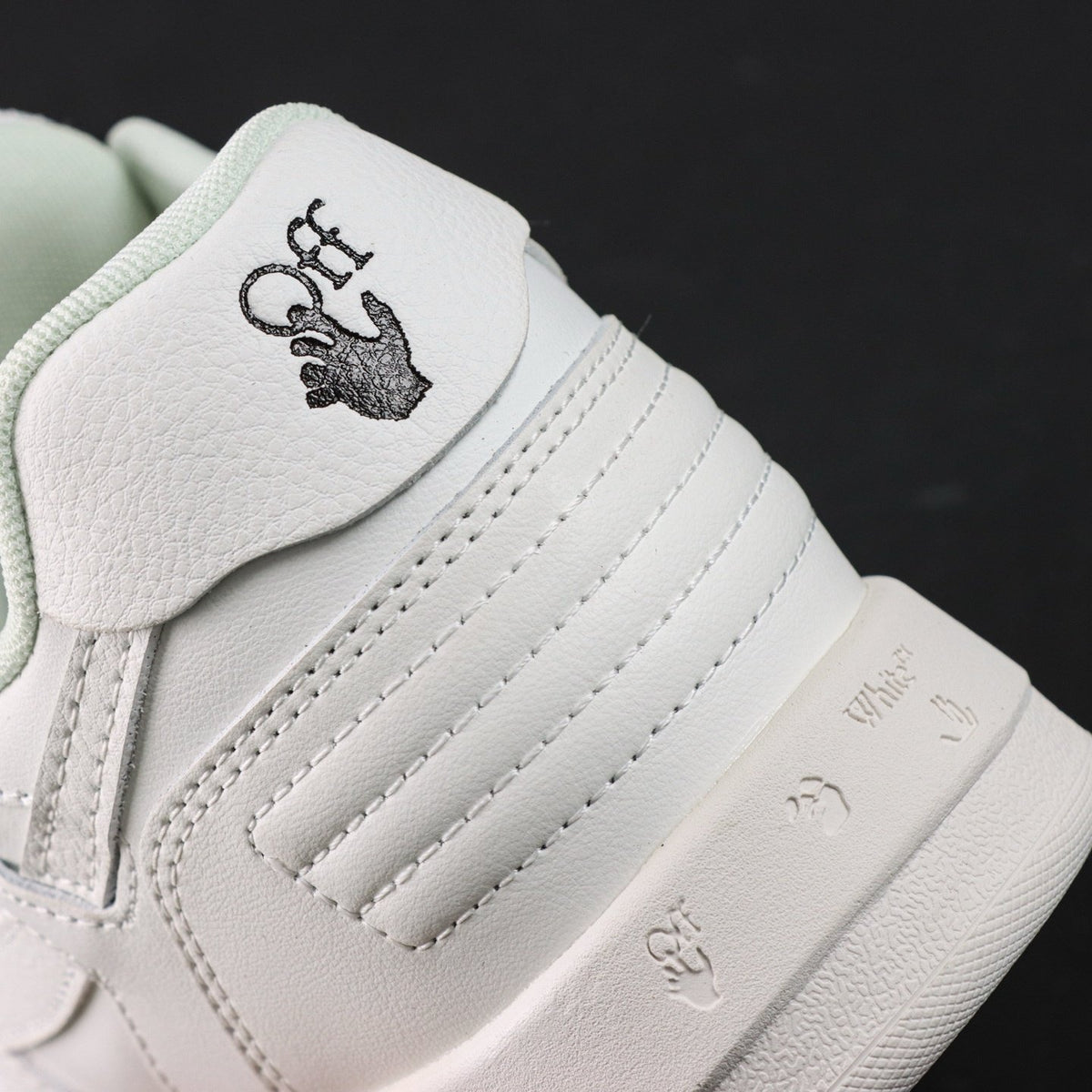 Off-White Out Of Office 'Blanc Total' — vue 6