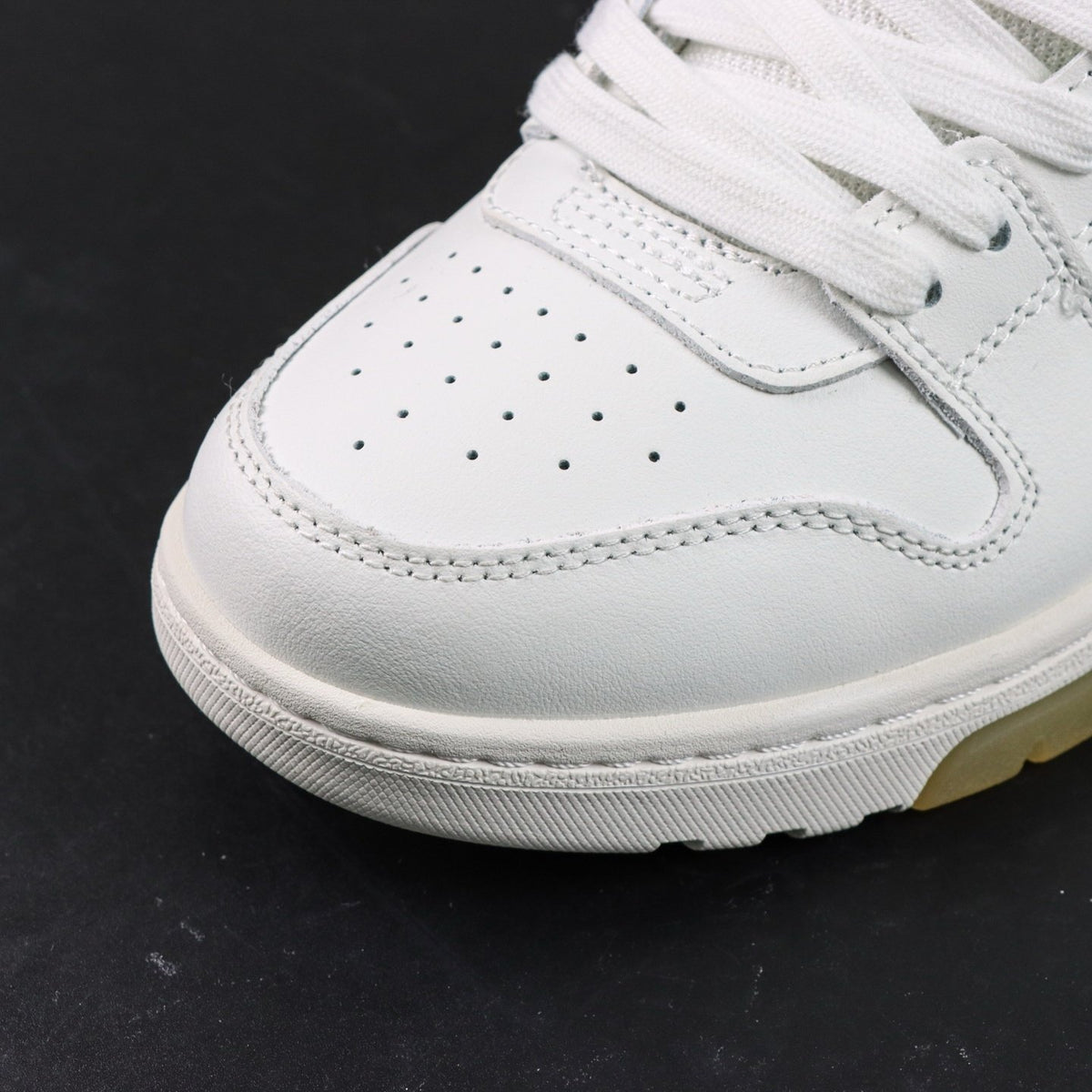 Off-White Out Of Office 'Blanc Total' — vue 10
