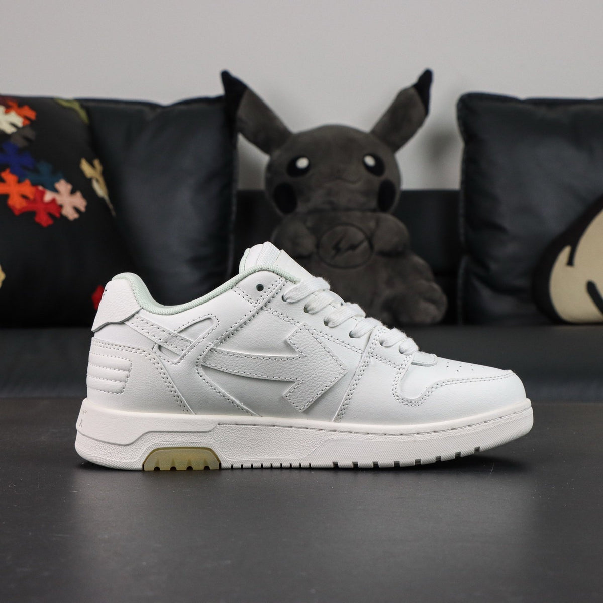 Off-White Out Of Office 'Blanc Total' — vue 14