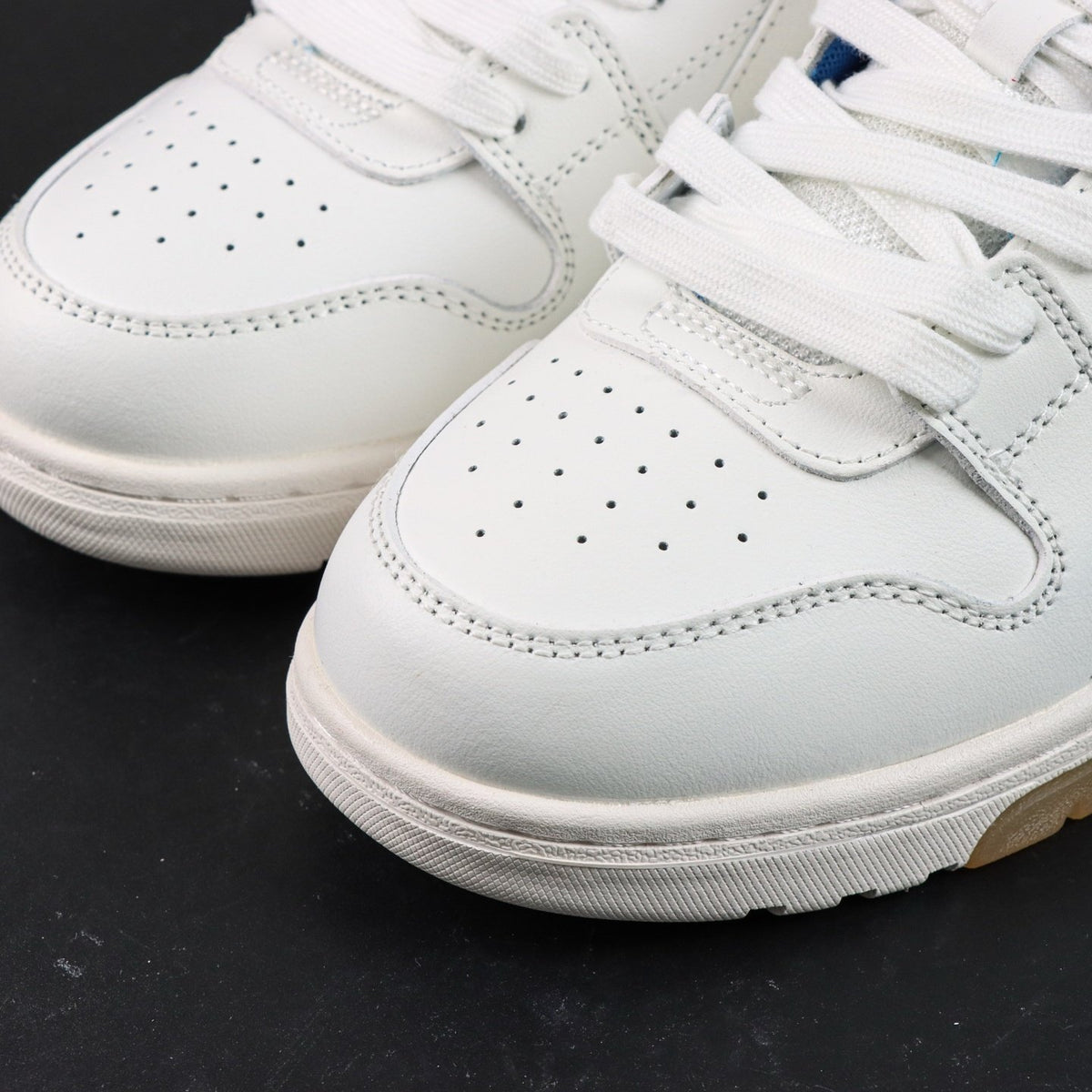 Off-White Out Of Office 'Blanc Bleu For Walking' — vue 13