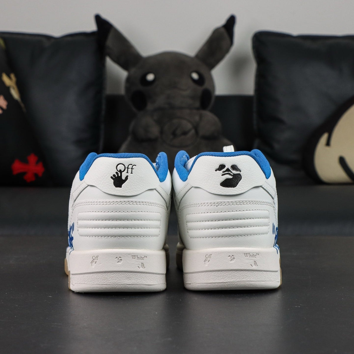 Off-White Out Of Office 'Blanc Bleu For Walking' — vue 18