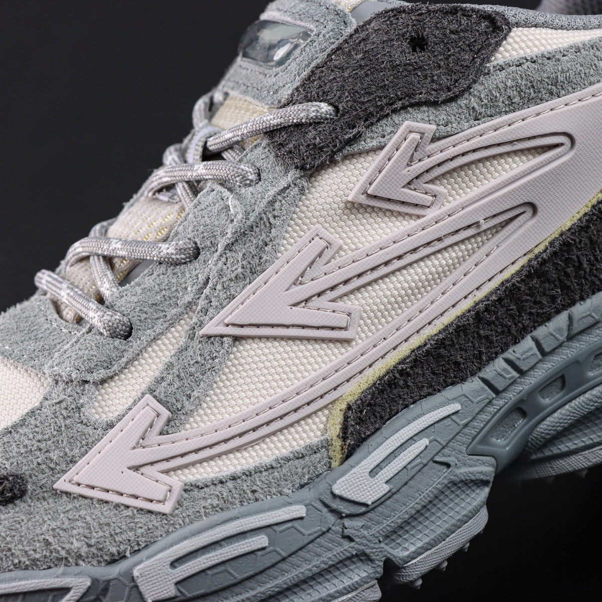 Off-White Be Right Back 'Gris Anthracite' — vue 8