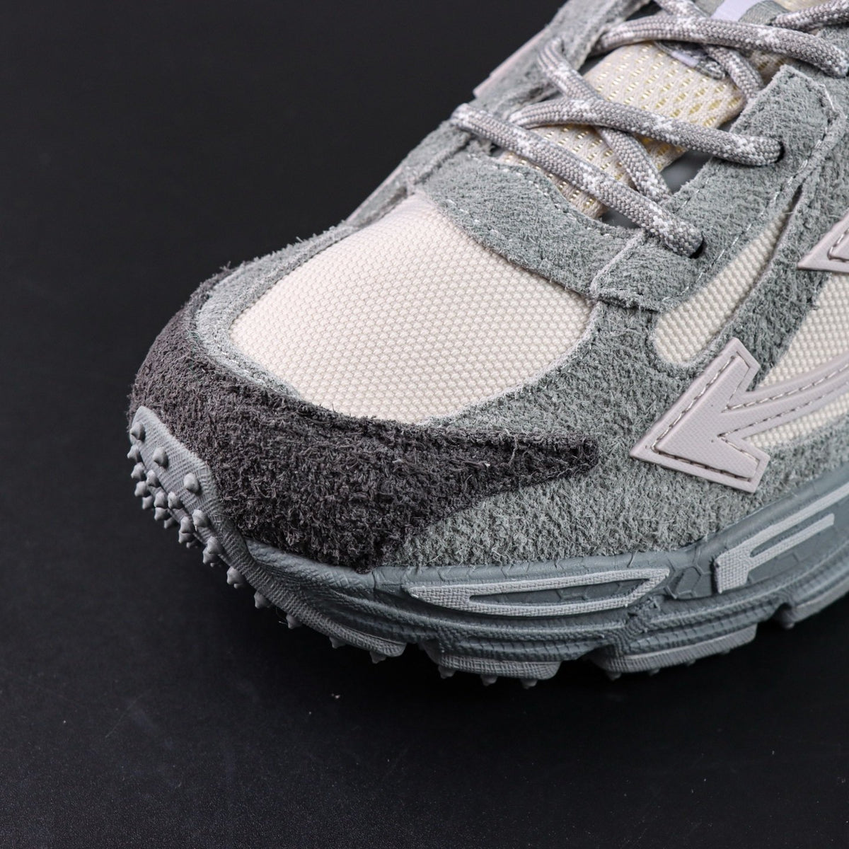 Off-White Be Right Back 'Gris Anthracite' — vue 10