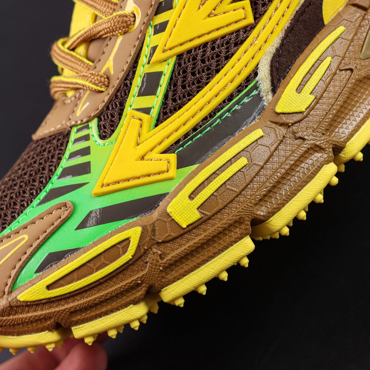 Off-White Be Right Back 'Jaune Kaki' — vue 2