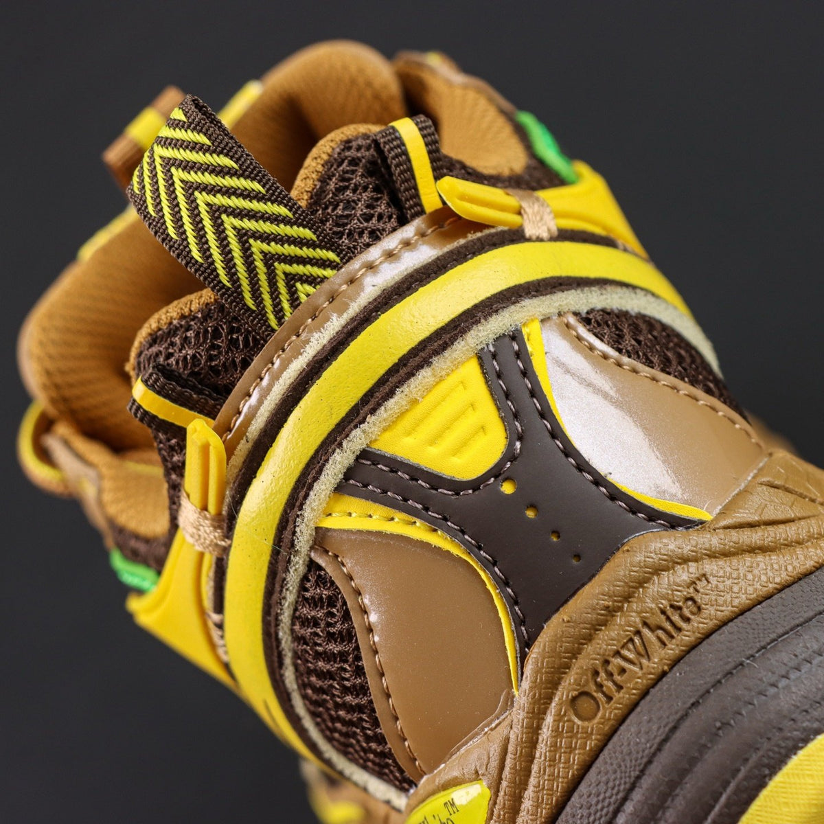Off-White Be Right Back 'Jaune Kaki' — vue 4