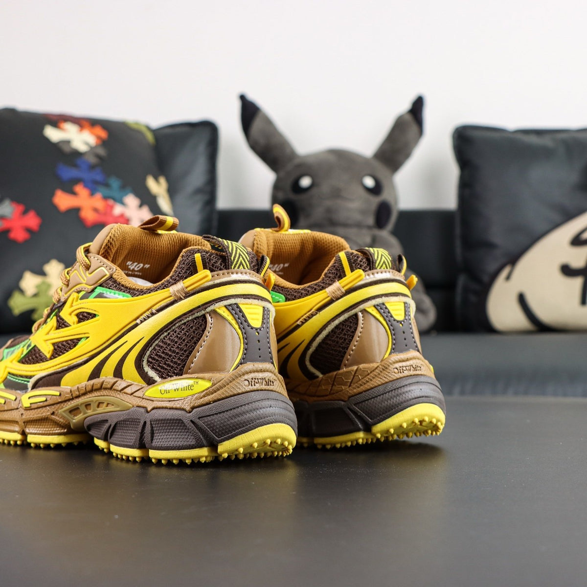 Off-White Be Right Back 'Jaune Kaki' — vue 15
