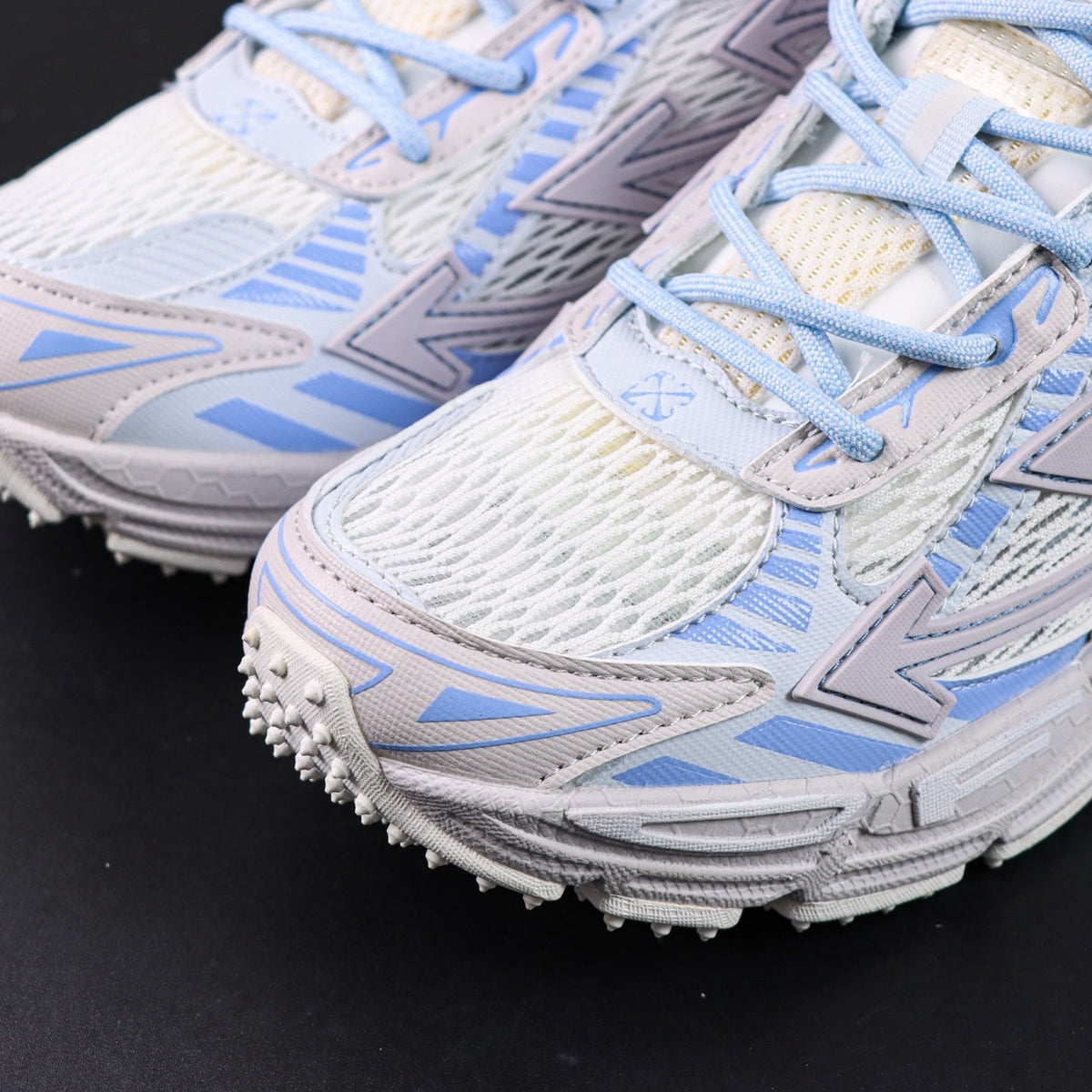 Off-White Be Right Back 'Bleu Glacier' — vue 13