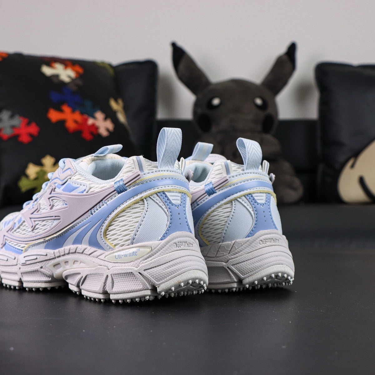 Off-White Be Right Back 'Bleu Glacier' — vue 15