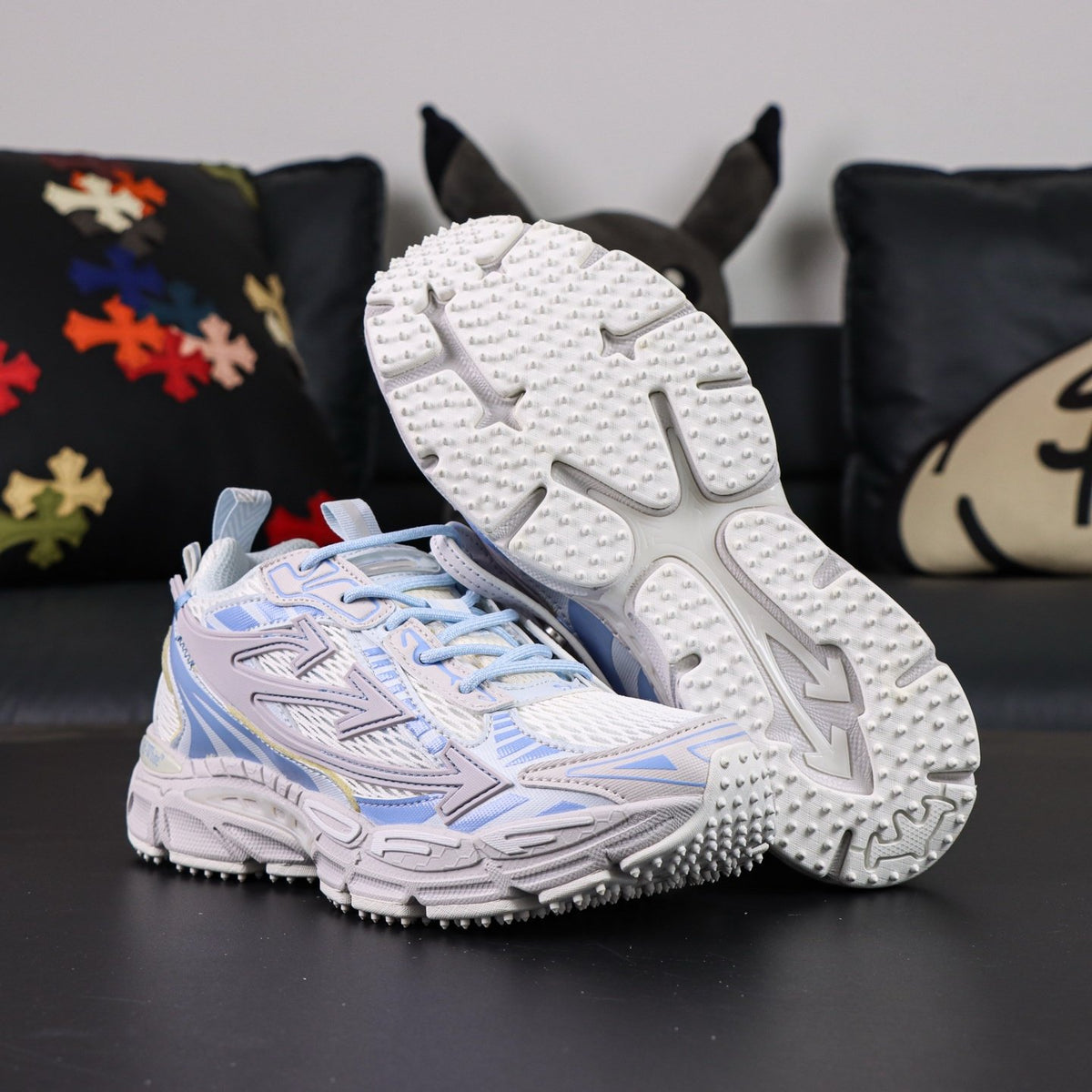 Off-White Be Right Back 'Bleu Glacier' — vue 17