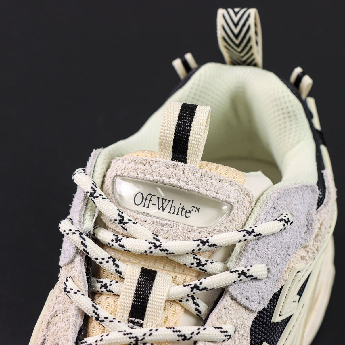 Off-White Be Right Back 'Blanc Noir Crème' — vue 9