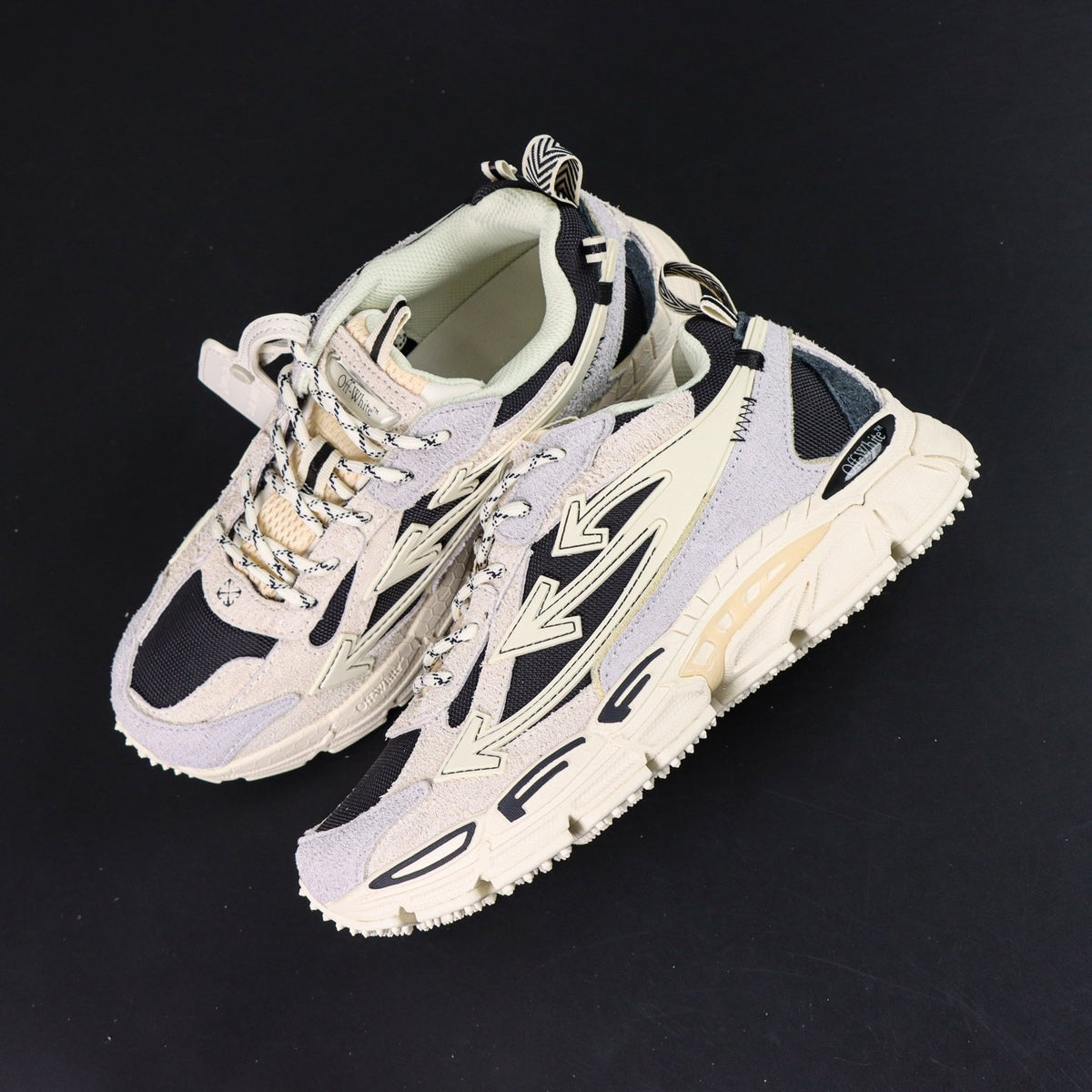 Off-White Be Right Back 'Blanc Noir Crème' — vue 11