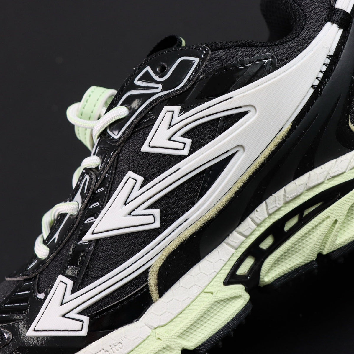 Off-White Be Right Back 'Noir Vert Menthe' — vue 2