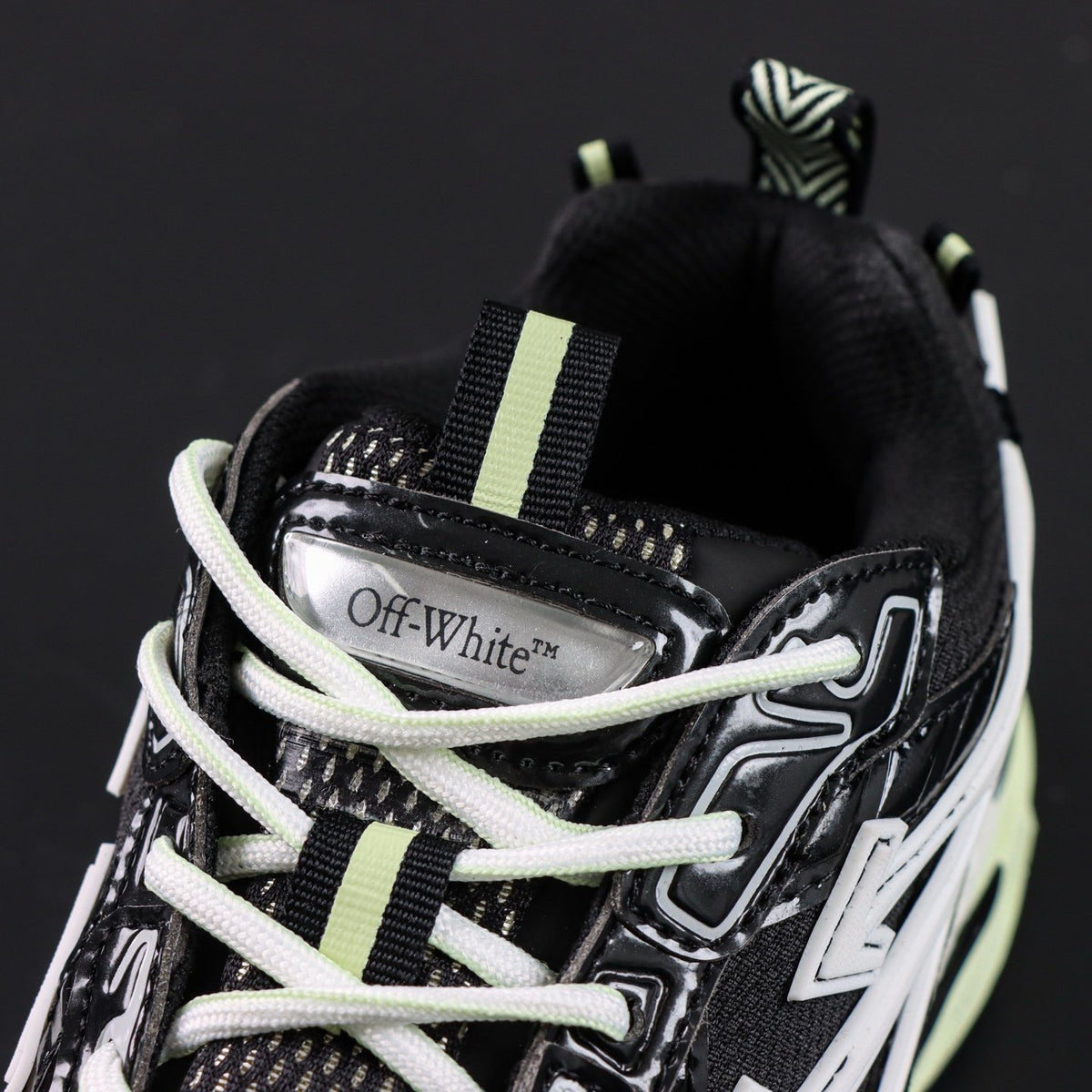 Off-White Be Right Back 'Noir Vert Menthe' — vue 9
