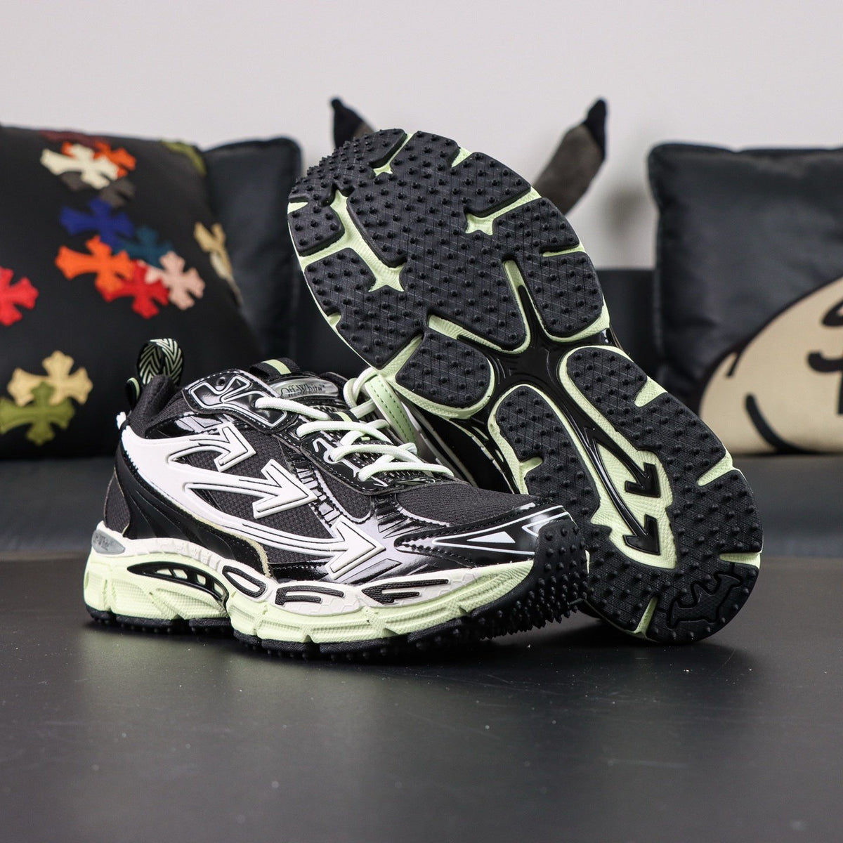 Off-White Be Right Back 'Noir Vert Menthe' — vue 17
