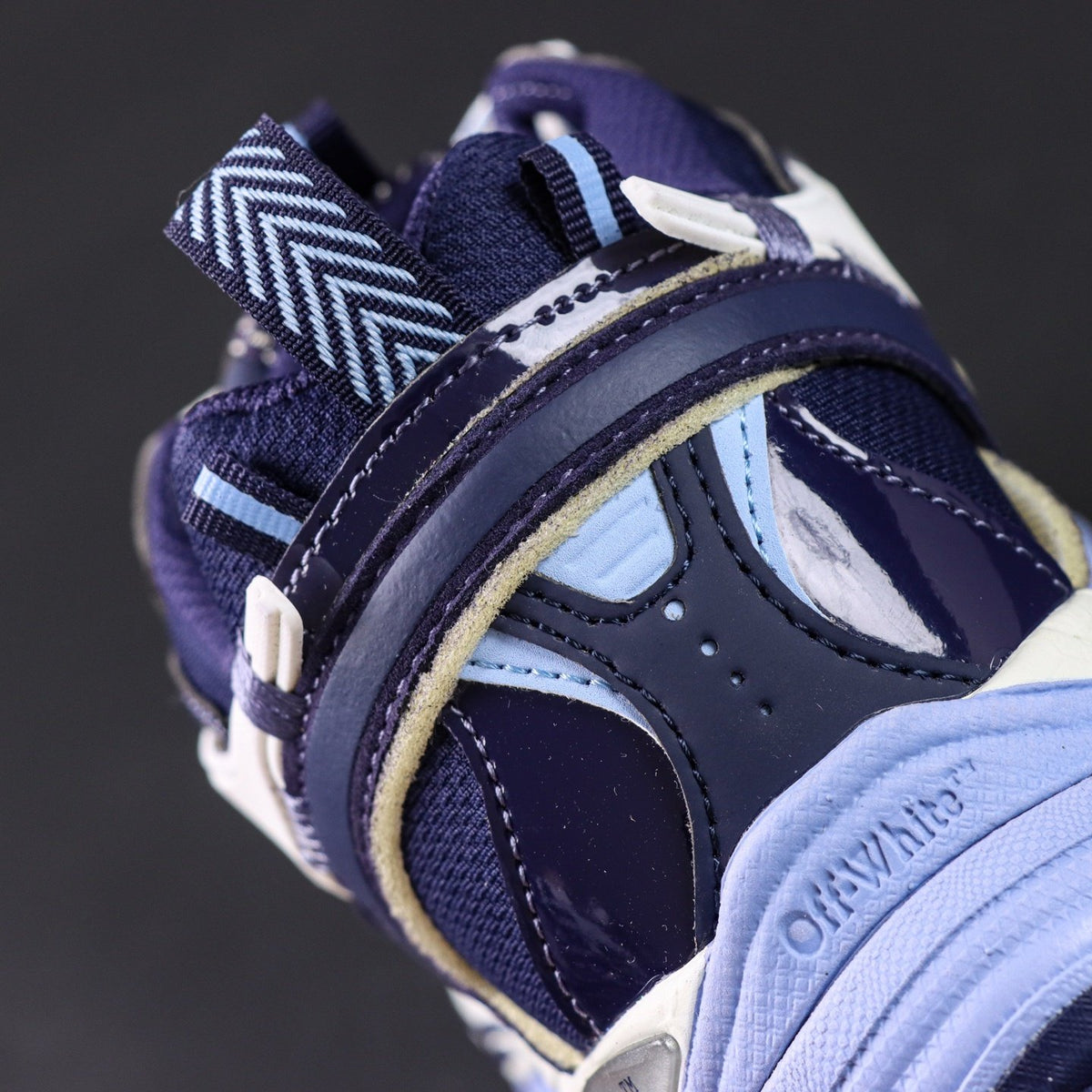 Off-White Be Right Back 'Bleu Marine Violet' — vue 6