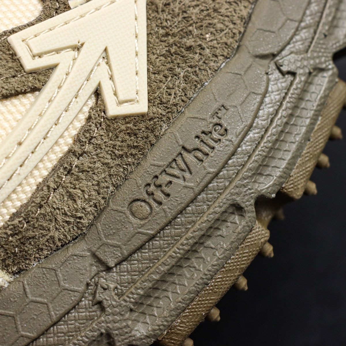 Off-White Be Right Back 'Kaki Taupe' — vue 4